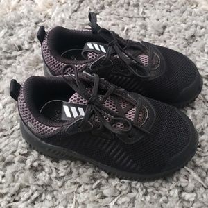 Adidas AlphaBounce